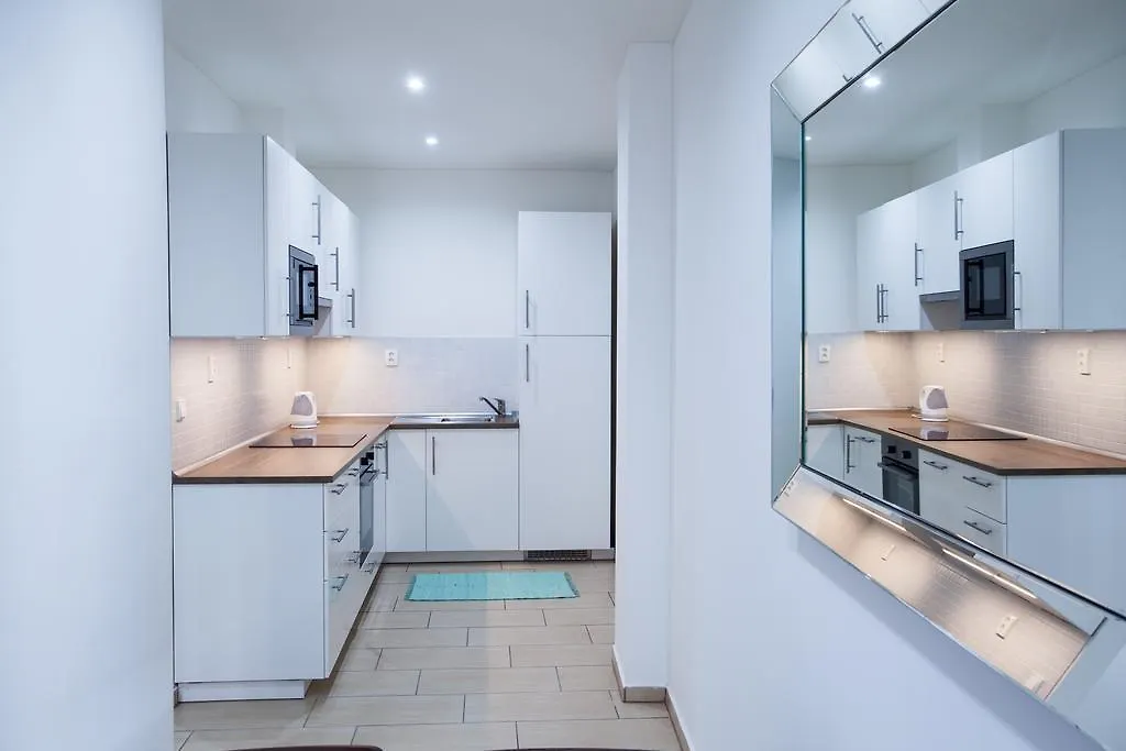ברנו Apartments Kopecna With Parking