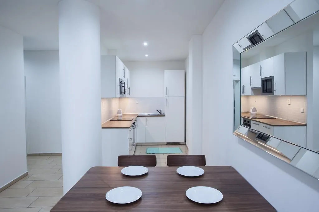 ברנו Apartments Kopecna With Parking